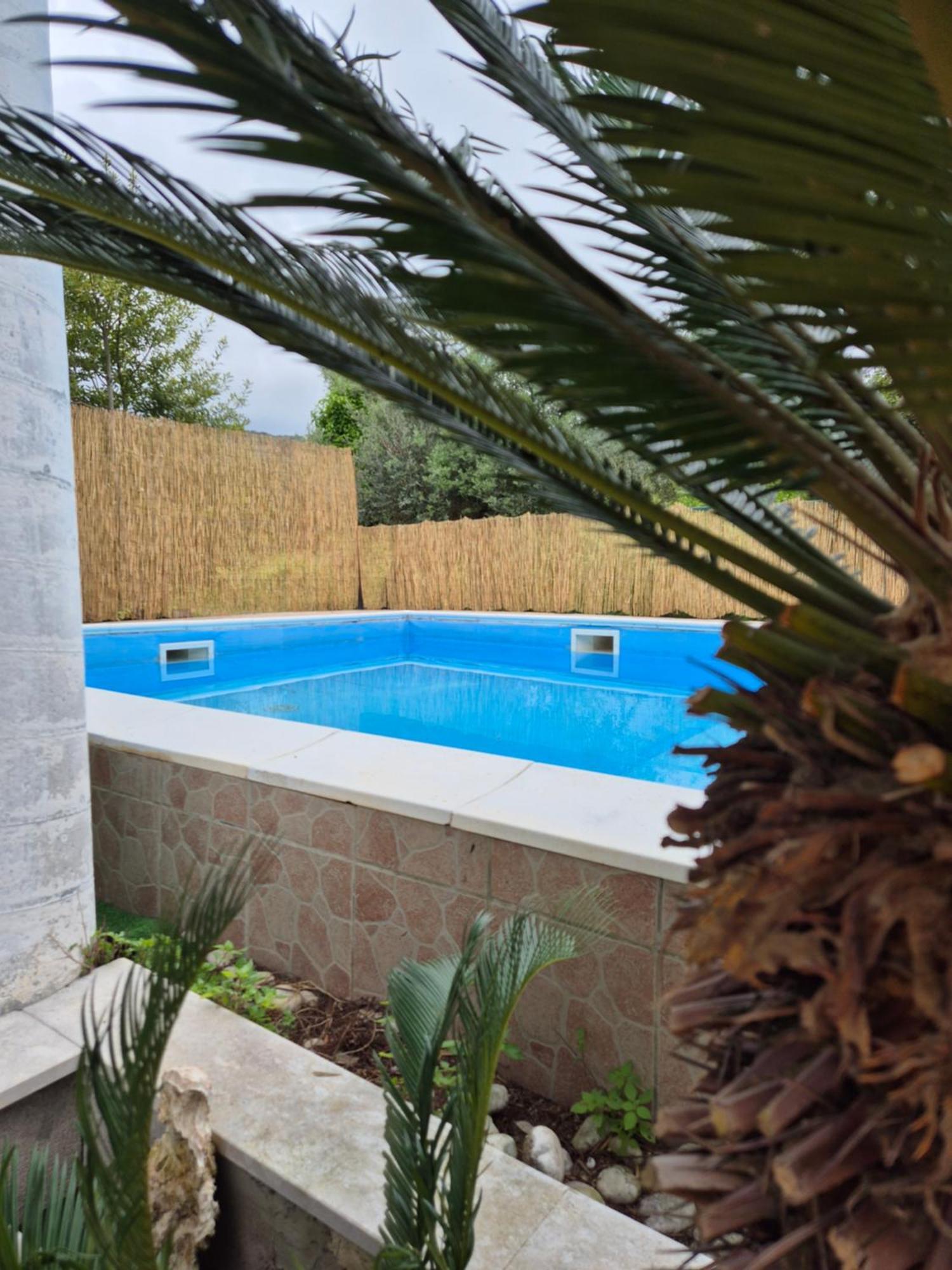 Villa Dalu Con Piscina Itri